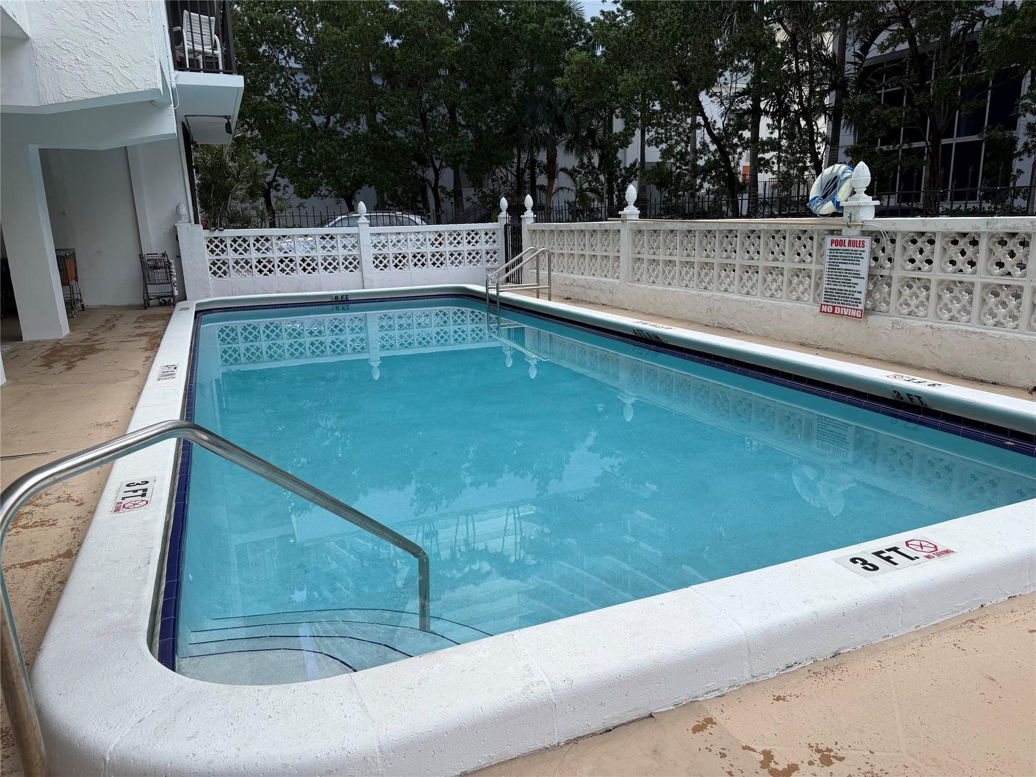 3000 Riomar Street, Unit 406 Fort Lauderdale, FL 33304 - Photo 20 of 27 Photo 20