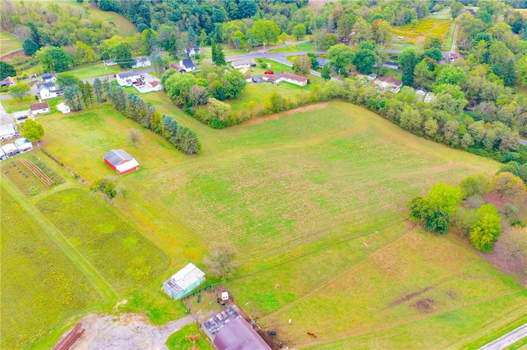 6304 Tuscarawas Road Midland, PA 15059 - Photo 12 of 49 a view of a garden