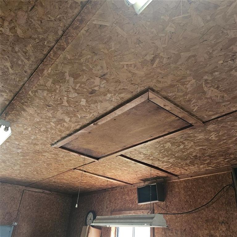 6304 Tuscarawas Road Midland, PA 15059 - Photo 43 of 49 a view of entryway