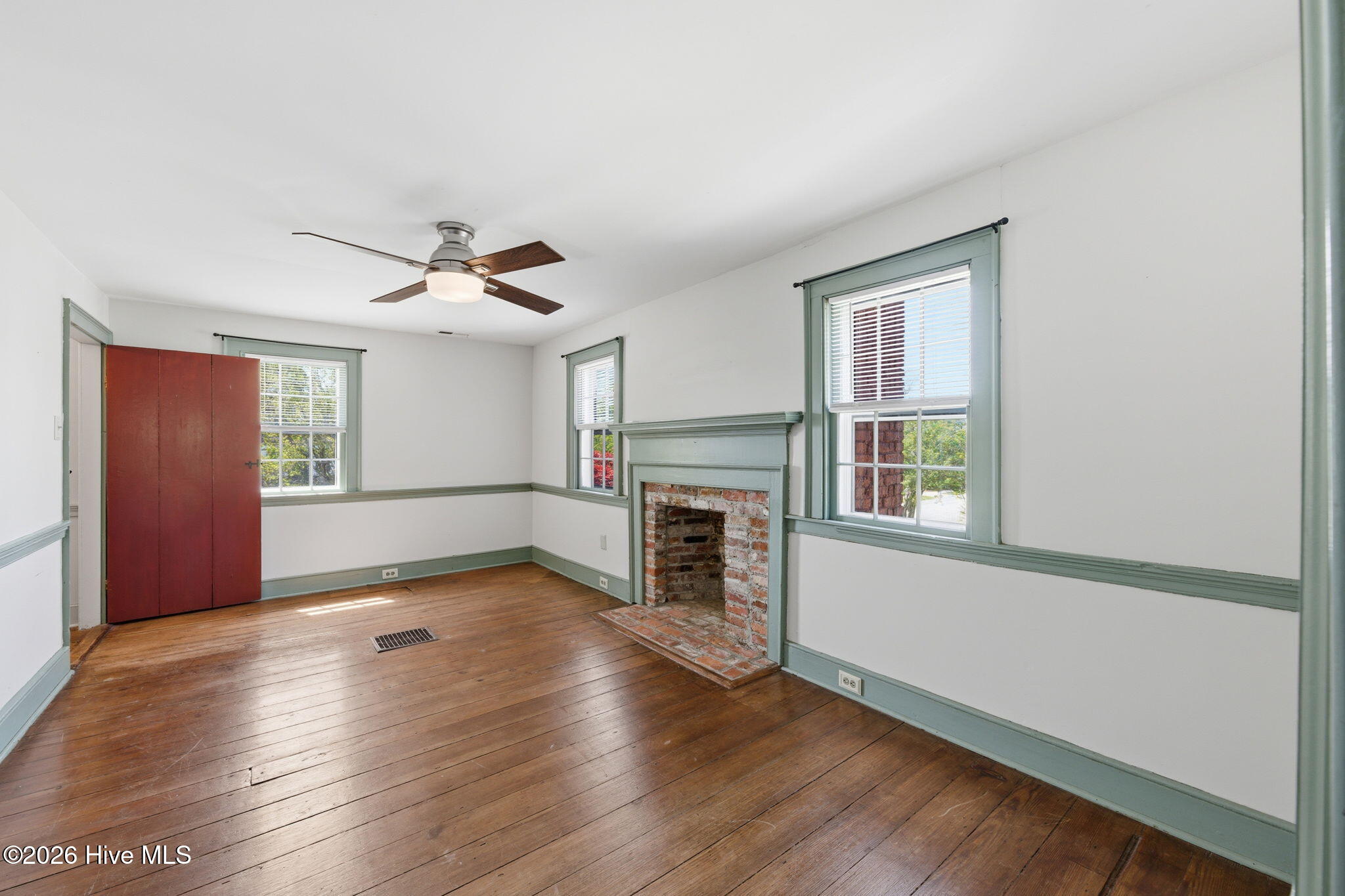 804 Pollock Street New Bern, NC 28562 - Photo 32 of 47 8-web-or-mls-dsc_8581