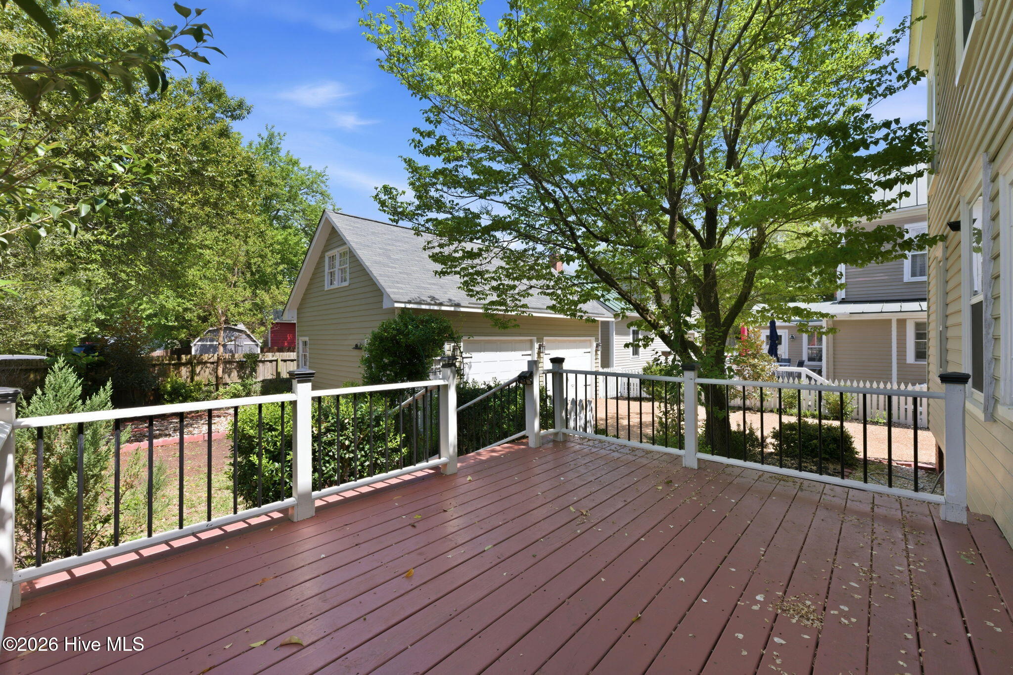 804 Pollock Street New Bern, NC 28562 - Photo 40 of 47 Large deck great for entertaining!