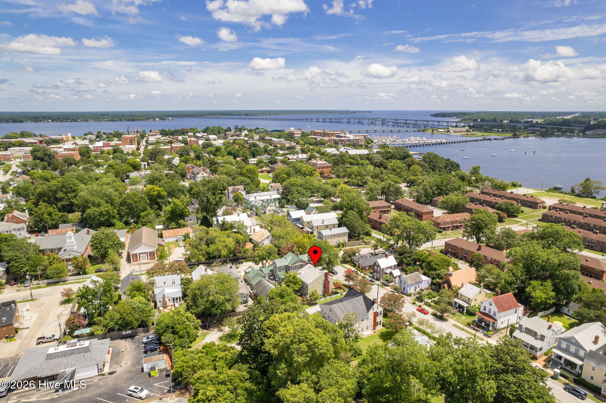 804 Pollock Street New Bern, NC 28562 - Photo 7 of 13 In the heart of the historic district. Flood insurance is not required.