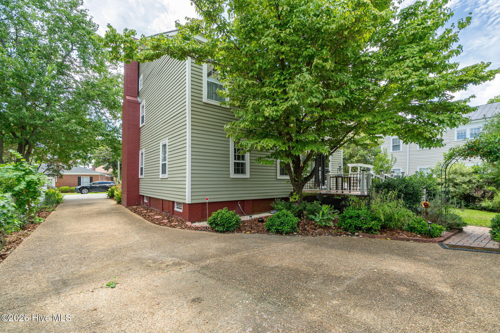 804 Pollock Street New Bern, NC 28562 - Photo 8 of 13 The most coveted item downtown- off street parking!