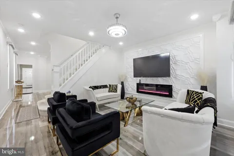 $274,000 | 6034 Larchwood Avenue, Philadelphia, PA 19143