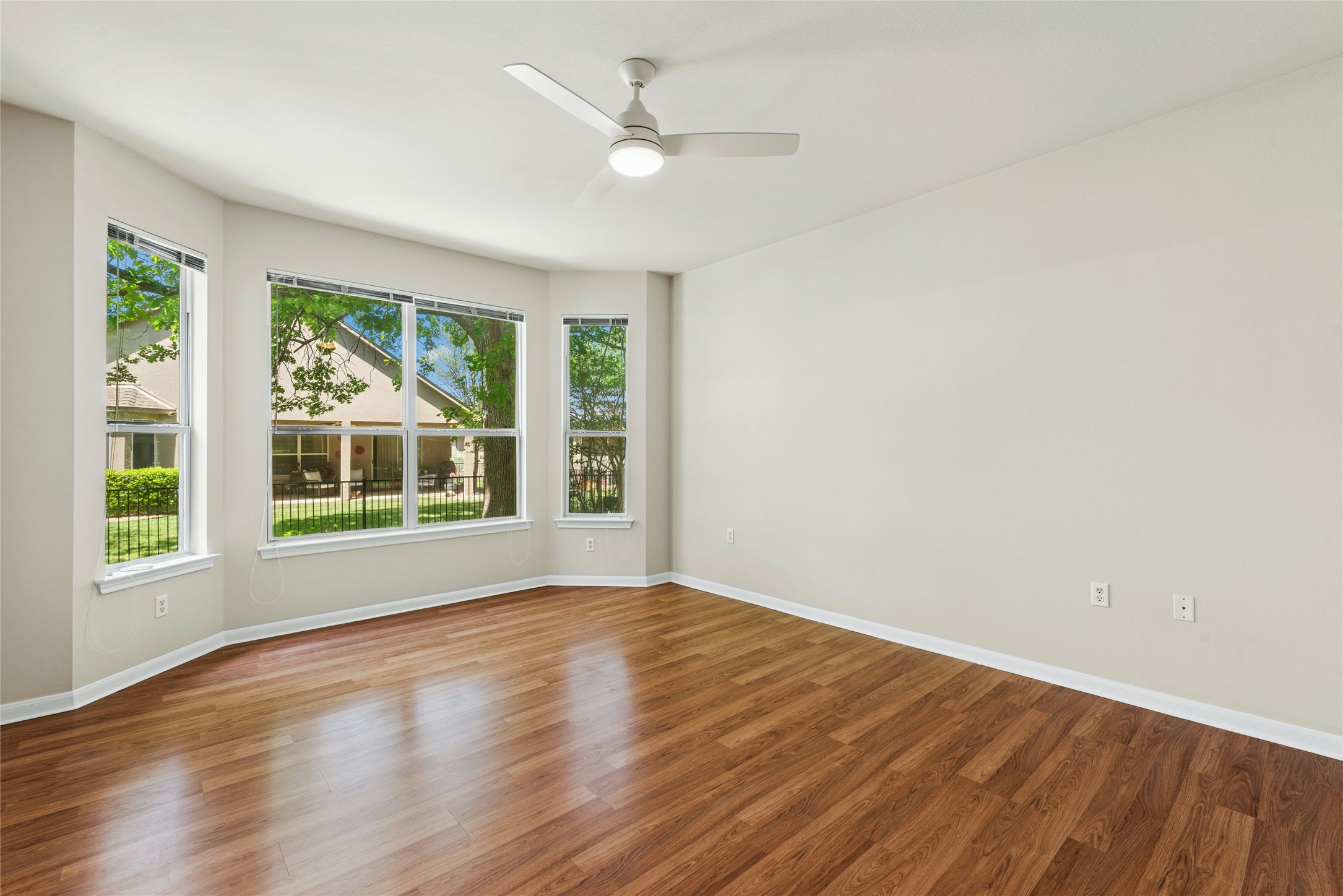 104 Anemone Way Georgetown, TX 78633 - Photo 14 of 28 With Bay Window