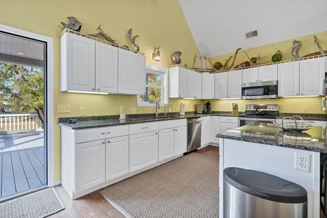 $949,480 | 7 Gun Bluff Road, Edisto Island, SC 29438