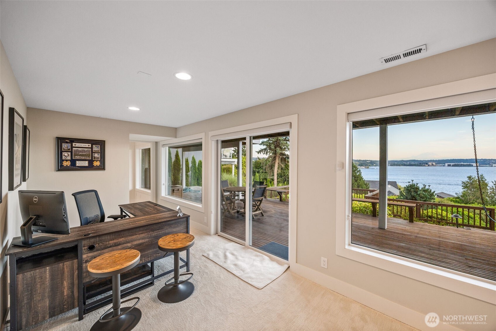 8246 East Mercer Way Mercer Island, WA 98040 - Photo 13 of 39 a view of a workspace with a window