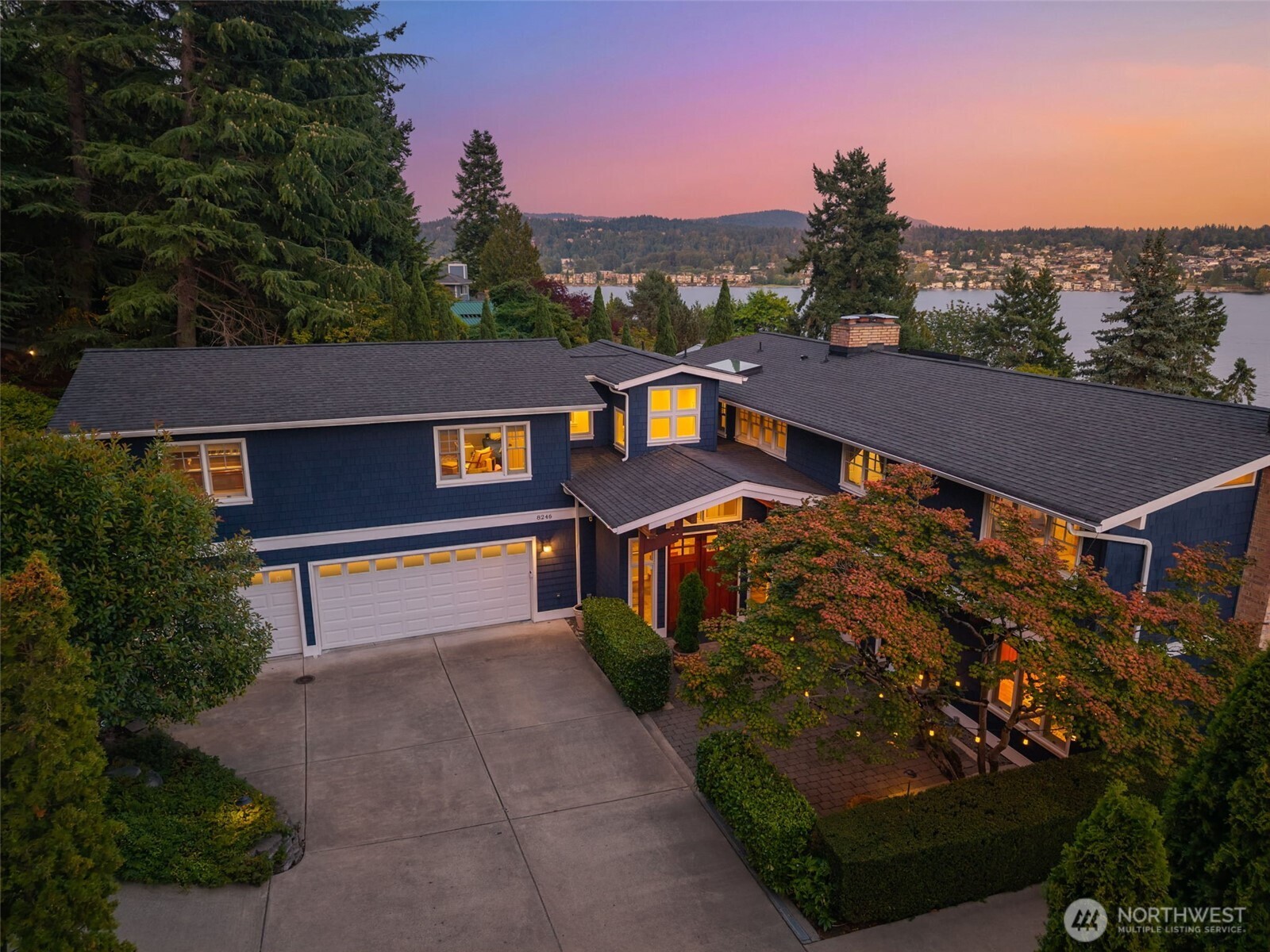 8246 East Mercer Way Mercer Island, WA 98040 - Photo 3 of 39 a view of a city with a building in the background