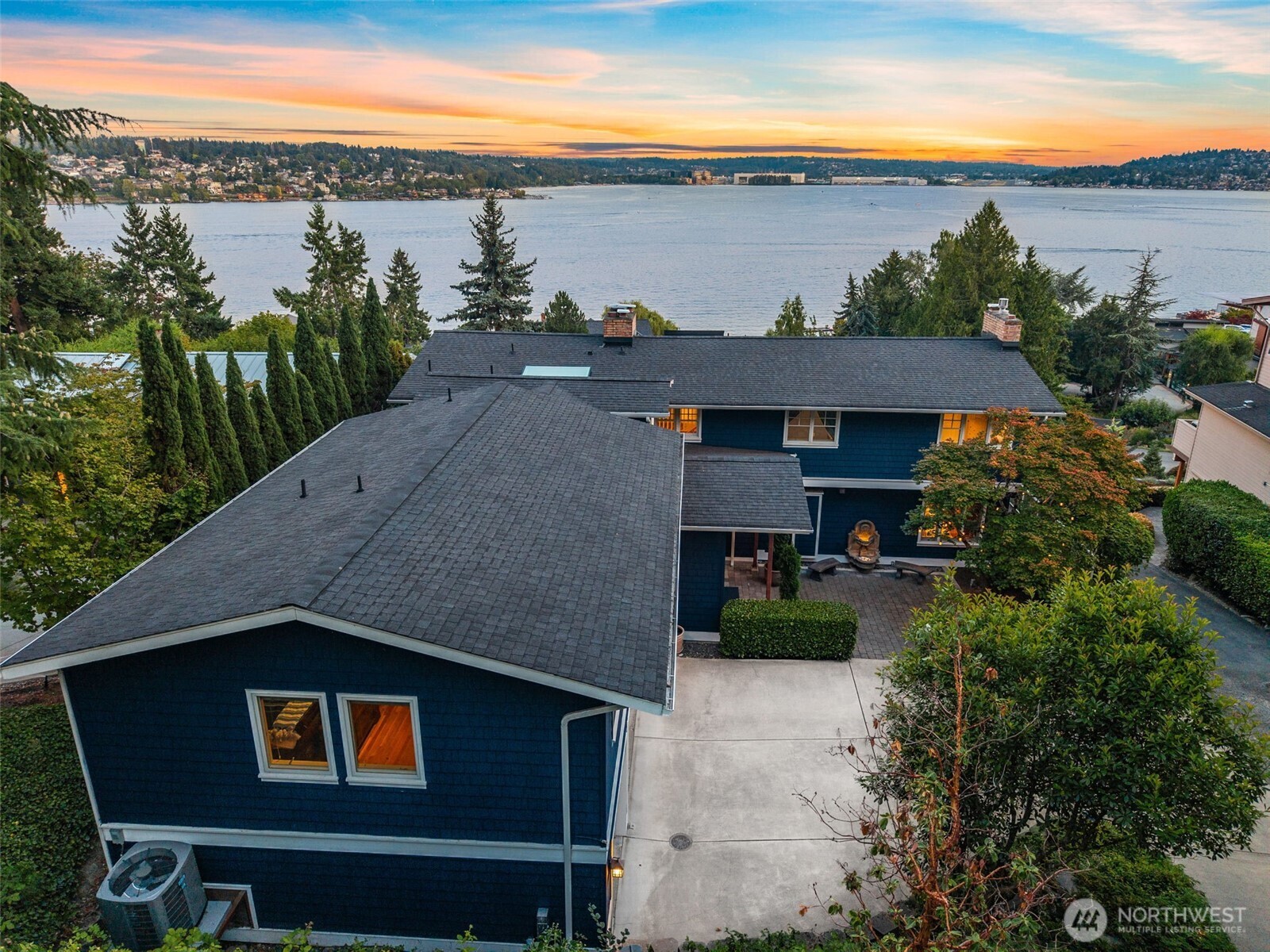 8246 East Mercer Way Mercer Island, WA 98040 - Photo 36 of 39 a view of a terrace with outdoor space