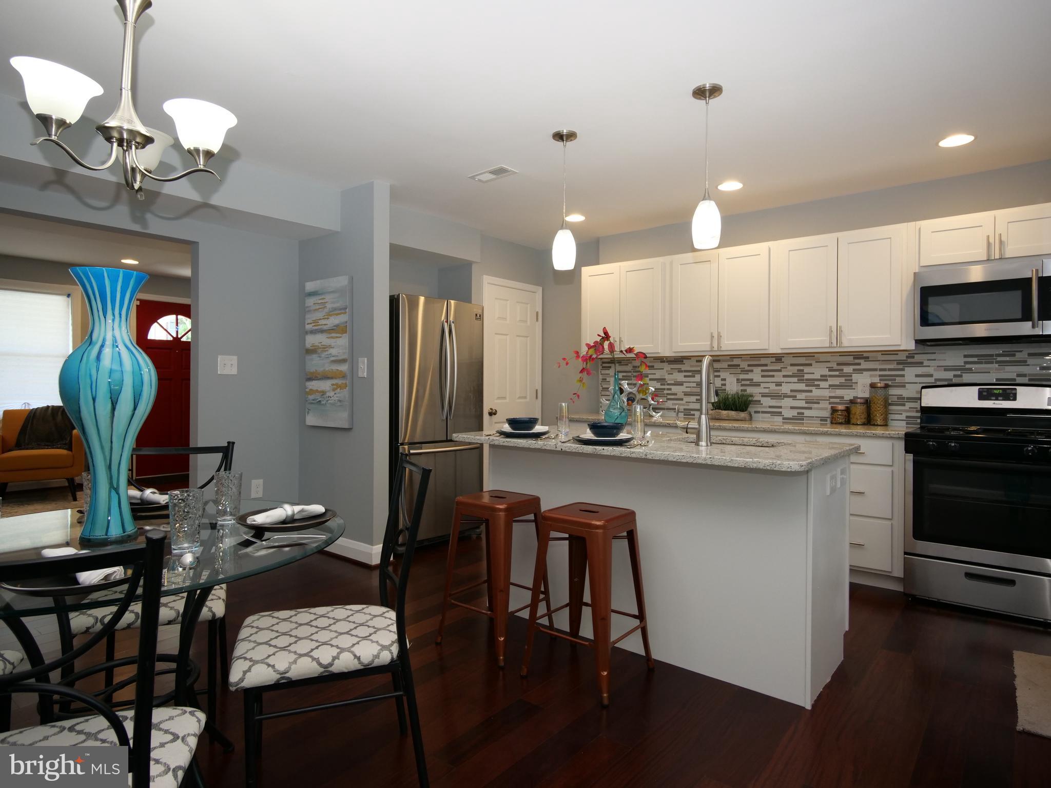 3932 Flowerton Road Baltimore, MD 21229 - Photo 9 of 28 Kitchen/Diningroom