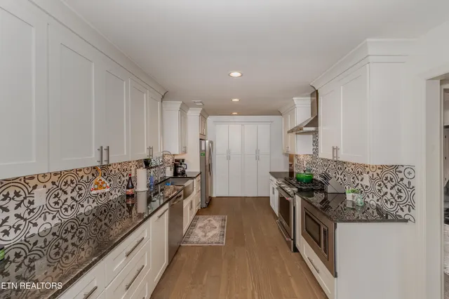 $475,000 | 1488 Touraine Place, Knoxville, TN 37919