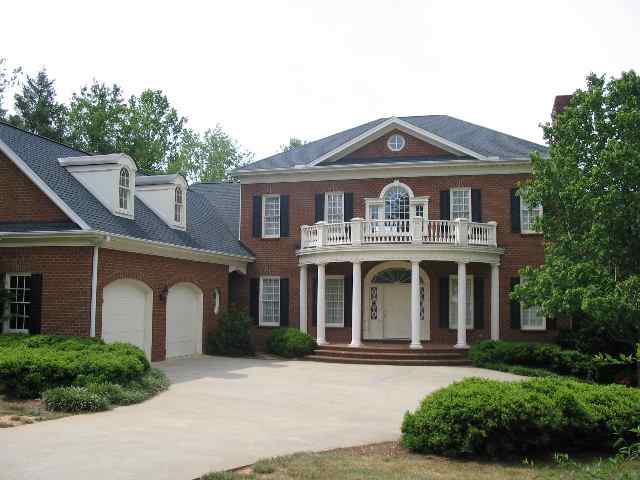 113 West Round Hill Road, Unit GREEN Greenville, SC 29617 - Photo 1 of 9 Gallery Image 1
