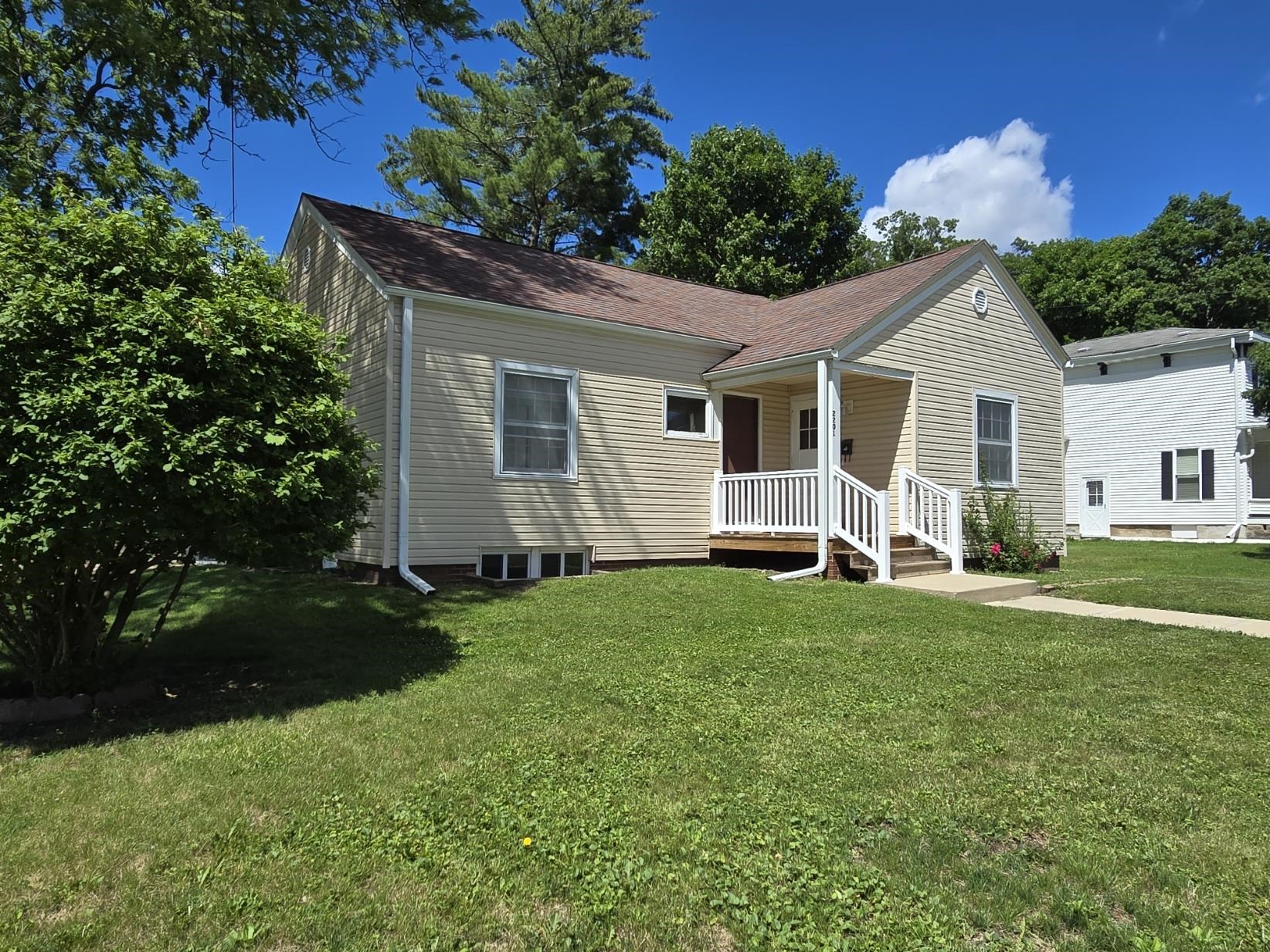2201 6th Street Monroe, WI 53566 - Photo 1 of 22