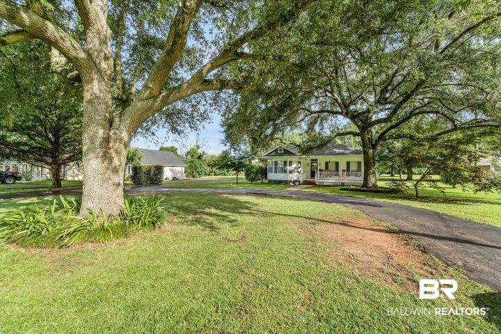 10640 Jeff Hamilton Road Mobile, AL 36695 - Photo 2 of 34