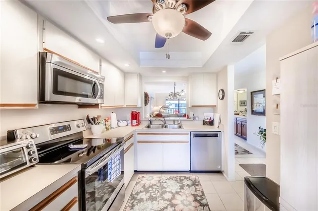 $264,500 | 410 Mission Trail East, Unit B, Venice, FL 34285