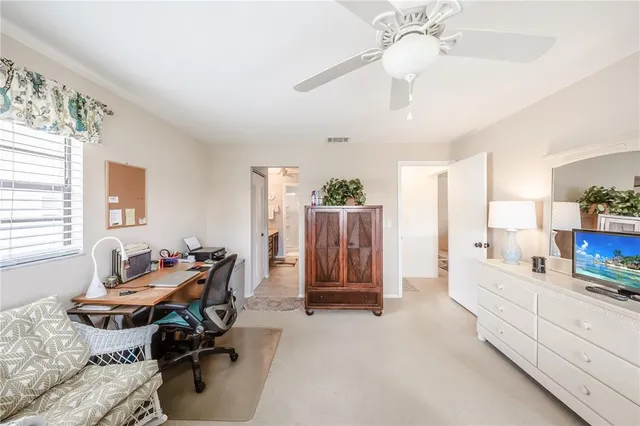 $264,500 | 410 Mission Trail East, Unit B, Venice, FL 34285