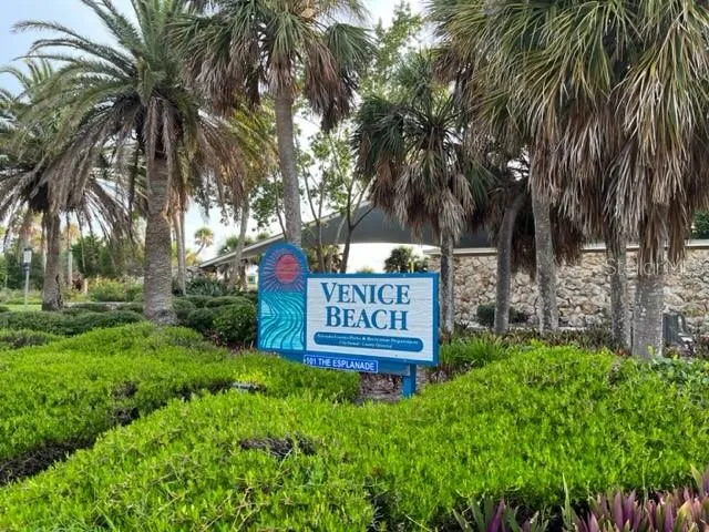 $264,500 | 410 Mission Trail East, Unit B, Venice, FL 34285