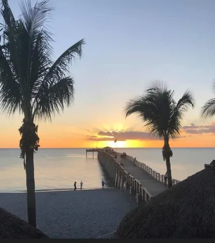 $264,500 | 410 Mission Trail East, Unit B, Venice, FL 34285