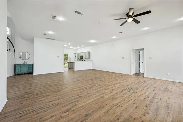 $585,000 | 600 Loch Chalet Court, Arlington, TX 76012