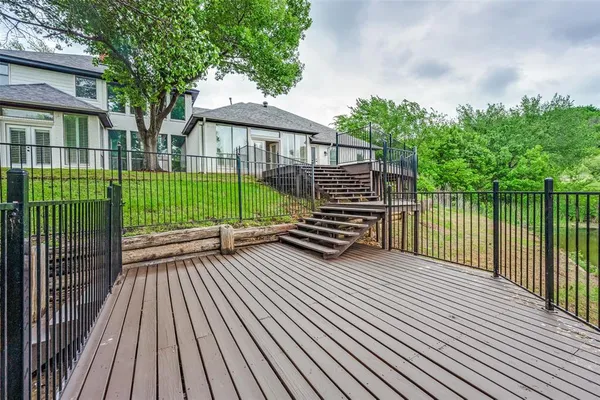 $585,000 | 600 Loch Chalet Court, Arlington, TX 76012