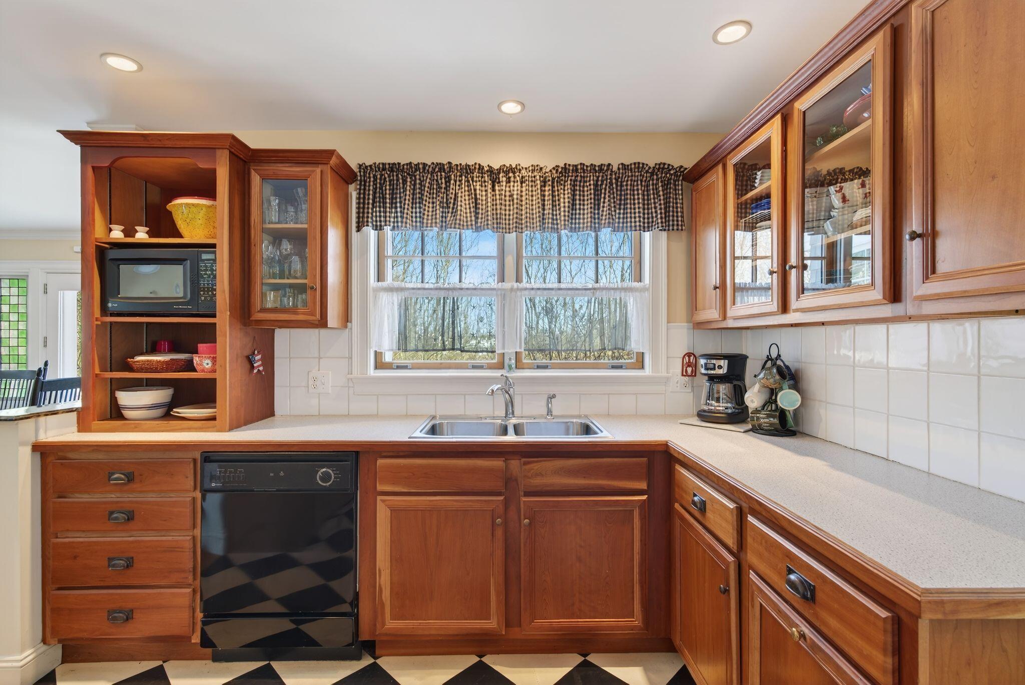 124 Granite Point Road Biddeford, ME 04005 - Photo 11 of 52 124 Granite Point Road