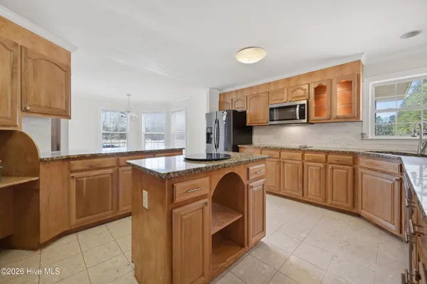 $644,500 | 6513 Maggie Hart Lane, Grifton, NC 28530