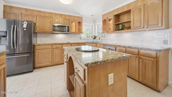 $644,500 | 6513 Maggie Hart Lane, Grifton, NC 28530
