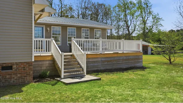 $644,500 | 6513 Maggie Hart Lane, Grifton, NC 28530