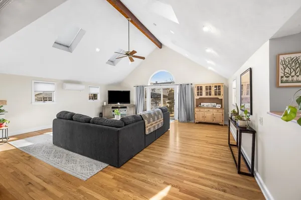$899,900 | 60 Orne Street, Salem, MA 01970