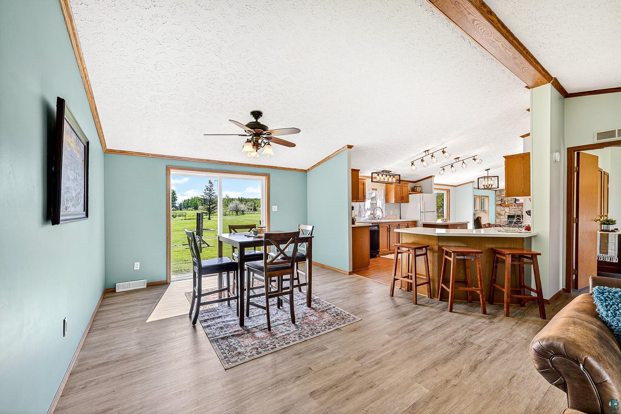 5404 Midbon Road Superior, WI 54880 - Photo 11 of 30