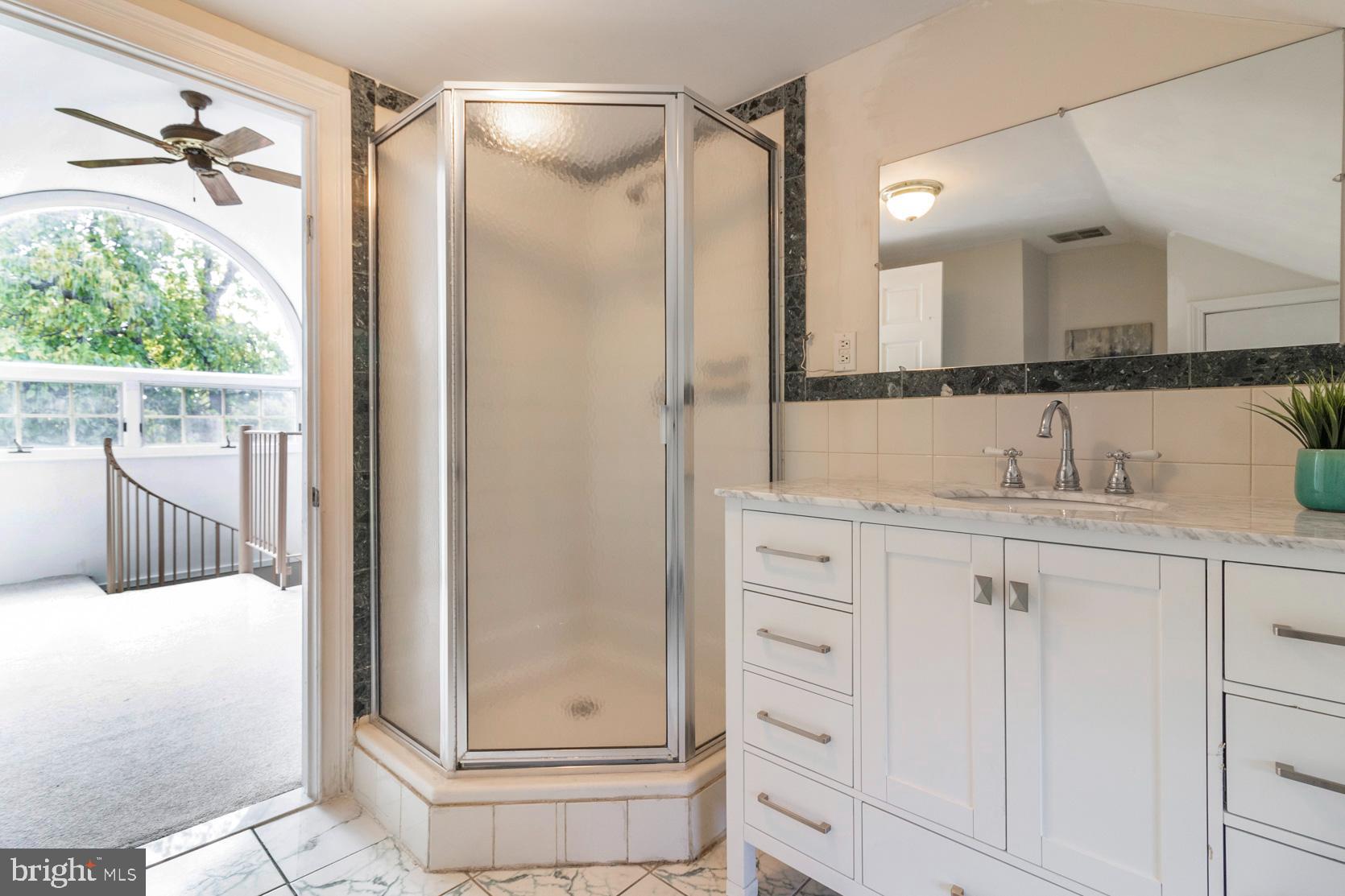 276 Stump Road North Wales, PA 19454 - Photo 59 of 71 3rd Floor Bathroom