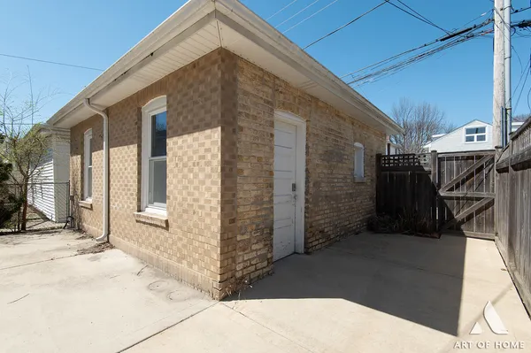 $439,900 | 6248 West Holbrook Street, Chicago, IL 60646