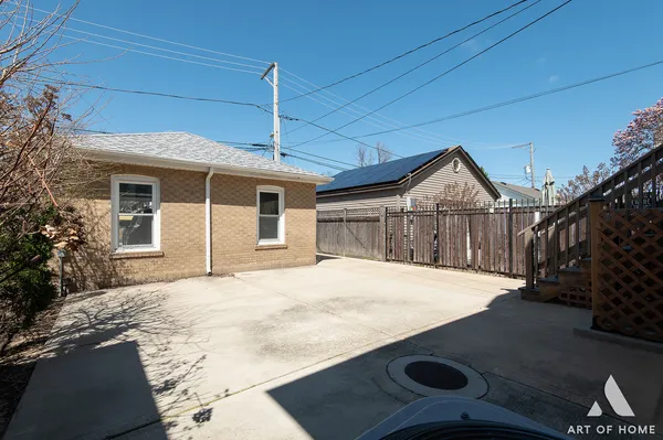 $439,900 | 6248 West Holbrook Street, Chicago, IL 60646