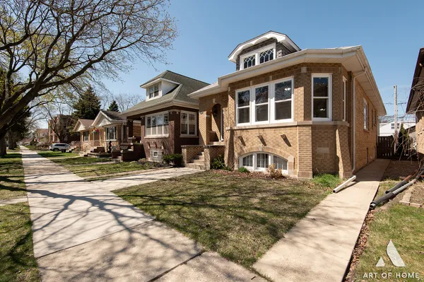 $439,900 | 6248 West Holbrook Street, Chicago, IL 60646
