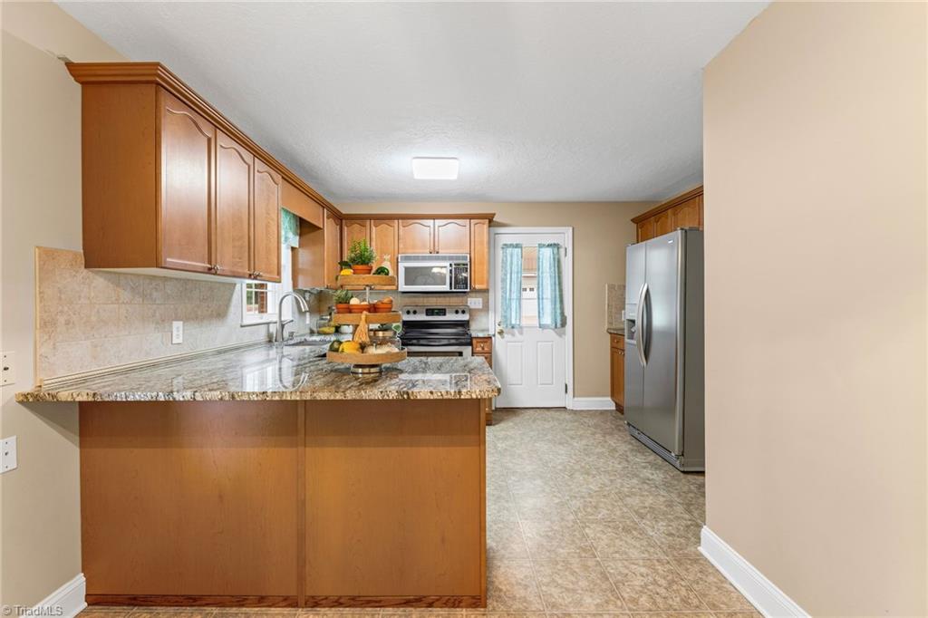 301 Milling Road Mocksville, NC 27028 - Photo 13 of 40