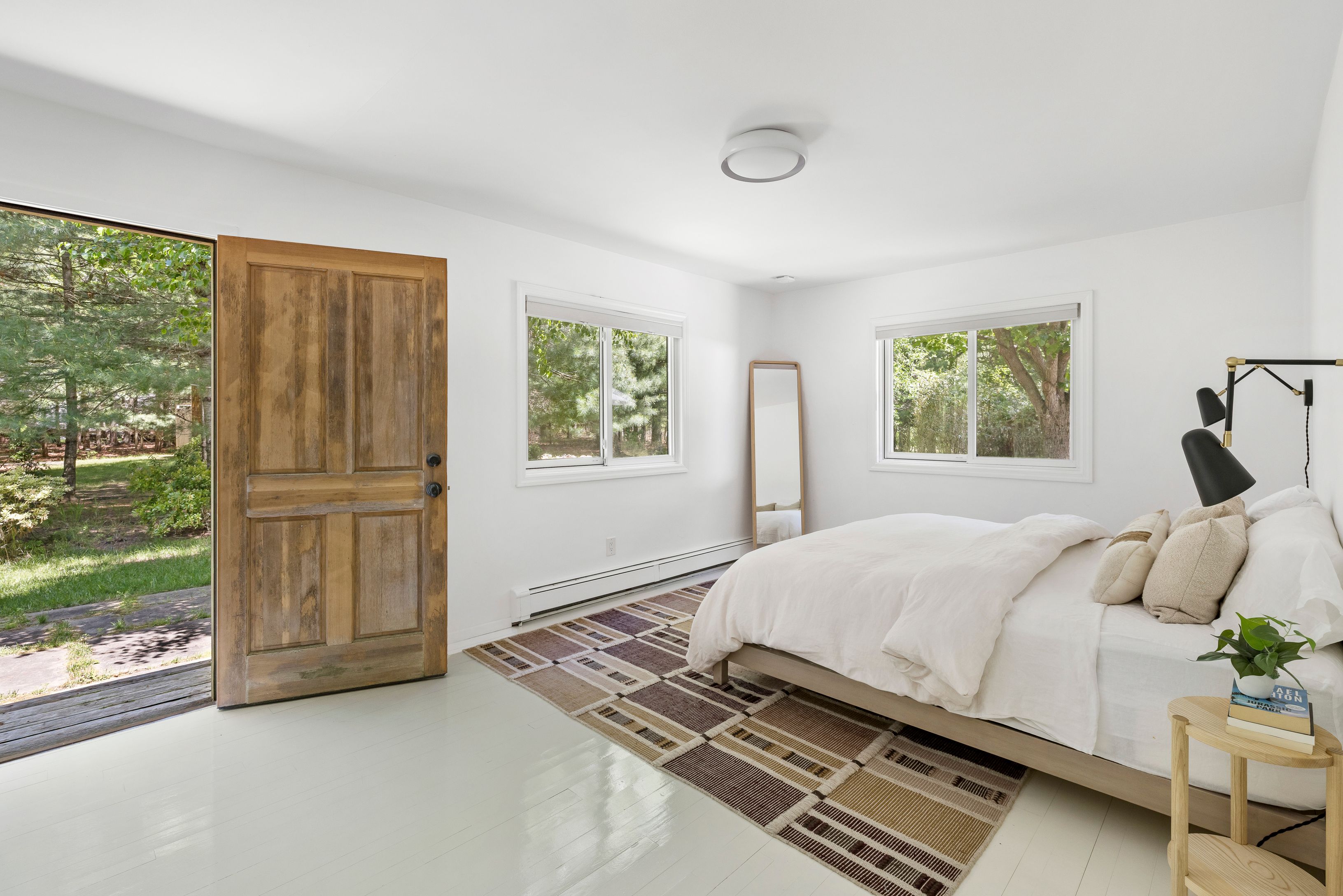 60 Northwest Northwest Landing Road East Hampton, NY 11937 - Photo 16 of 31