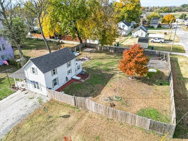 $189,950 | 207 Bowen Street, Linwood, KS 66052