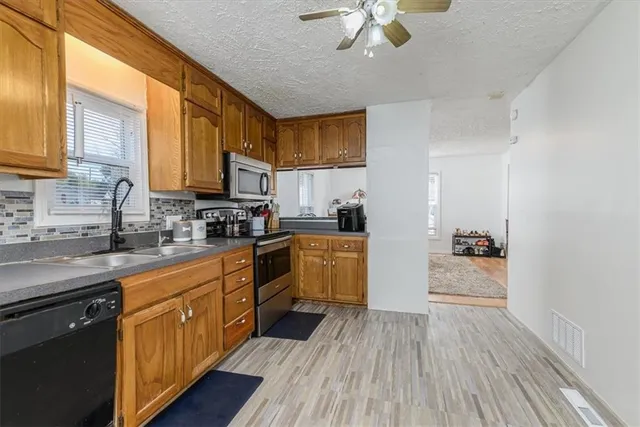 $189,950 | 207 Bowen Street, Linwood, KS 66052