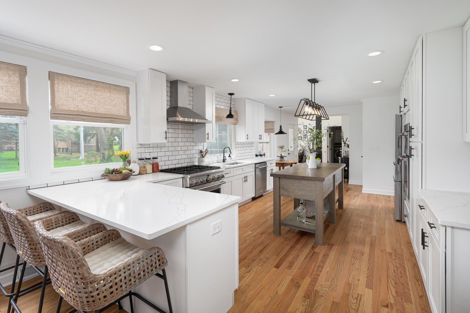 1029 Anne Road Naperville, IL 60540 - Photo 11 of 48