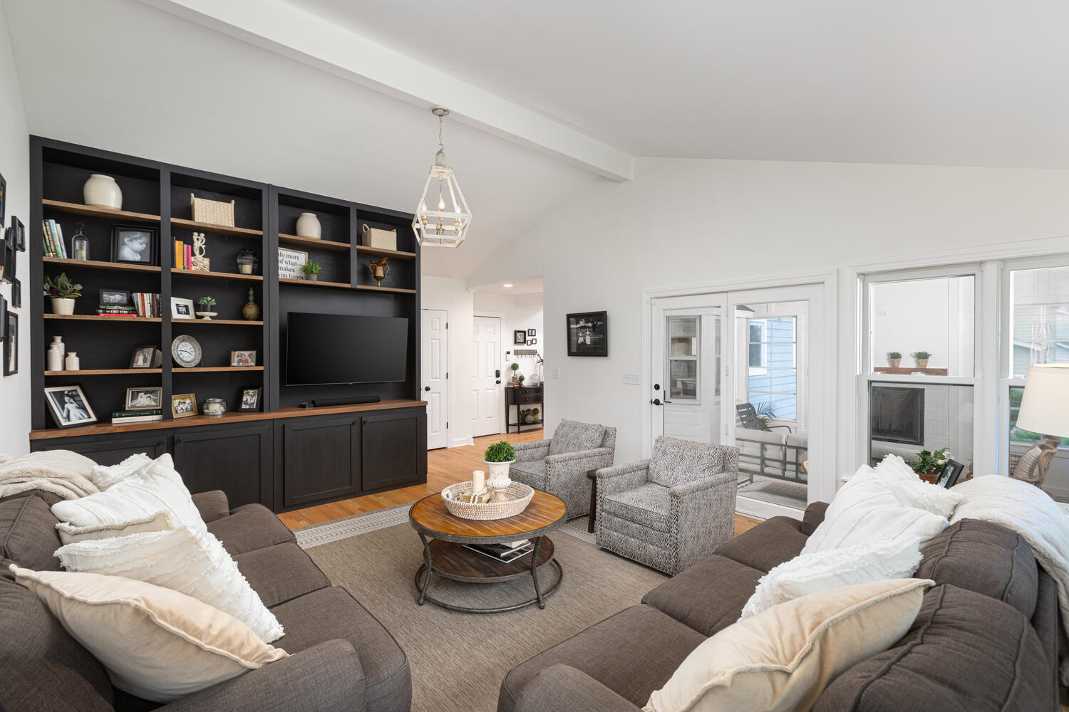 1029 Anne Road Naperville, IL 60540 - Photo 7 of 48