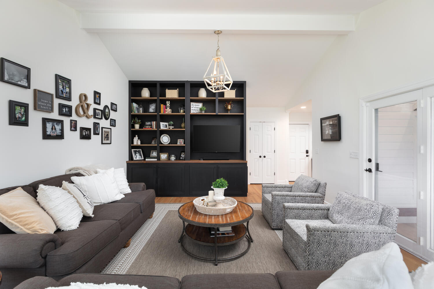 1029 Anne Road Naperville, IL 60540 - Photo 10 of 48 a living room with furniture and a dining table