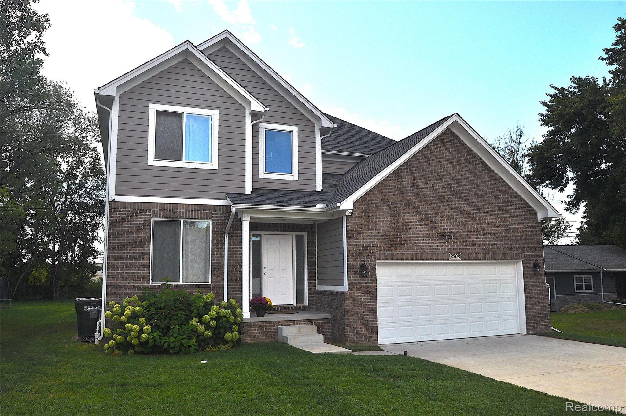 2708 Dearborn Avenue Rochester, MI 48309 - Photo 1 of 29 DSC_0003.JPG