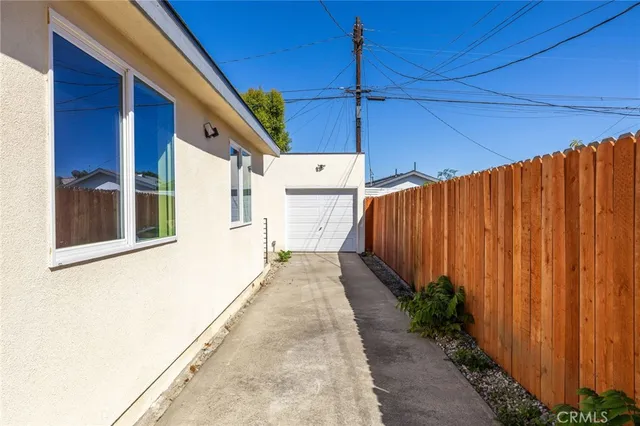 $3,700 | 6008 2nd Avenue, Los Angeles, CA 90043