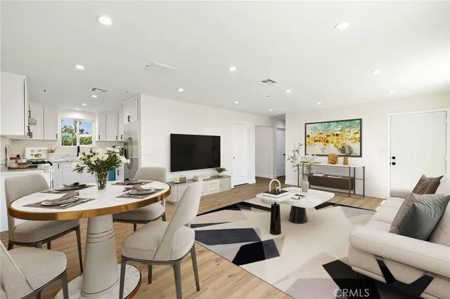 $3,700 | 6008 2nd Avenue, Los Angeles, CA 90043