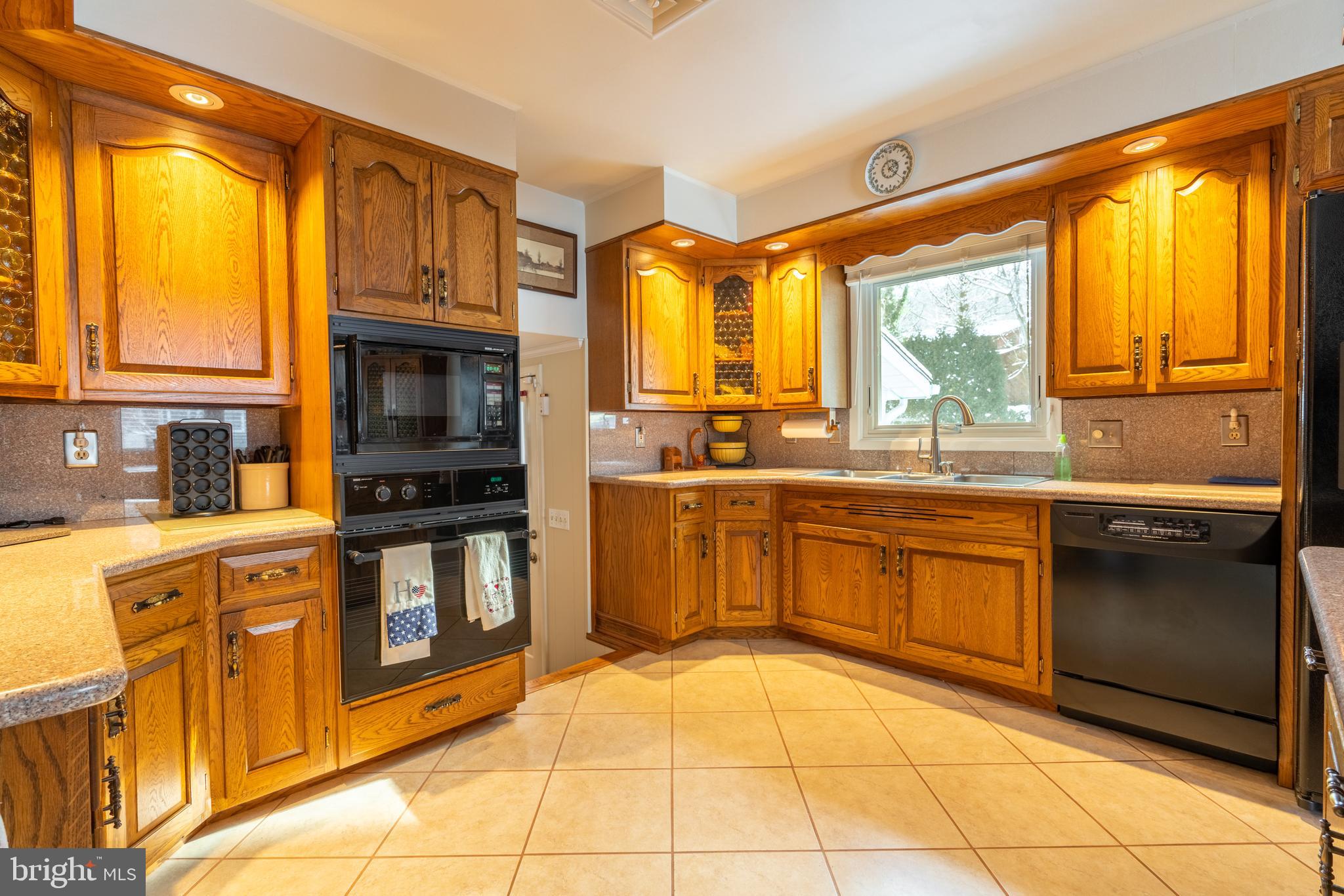 5380 Lanark Road Center Valley, PA 18034 - Photo 14 of 50 Gallery Image 14