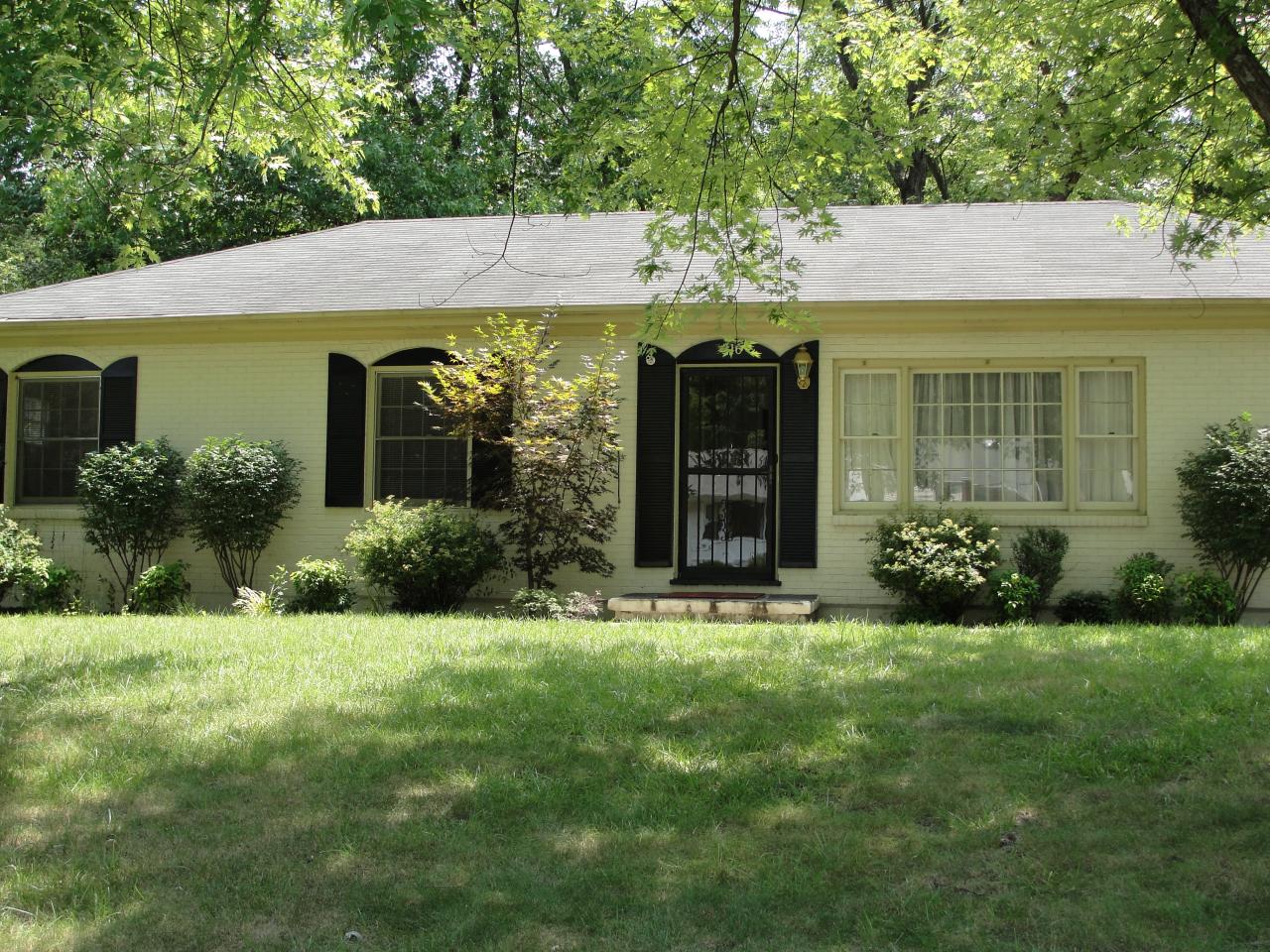 3516 Old Towne Road Southwest Roanoke, VA 24018 - Photo 1 of 28 Front