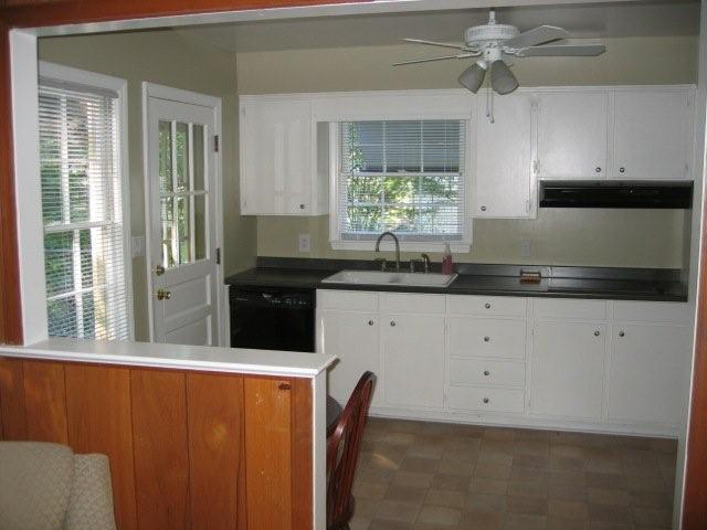 3516 Old Towne Road Southwest Roanoke, VA 24018 - Photo 8 of 28 Eat-In Kitchen