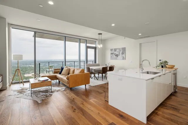 $1,590,000 | 44 East Avenue, Unit 4305, Austin, TX 78701
