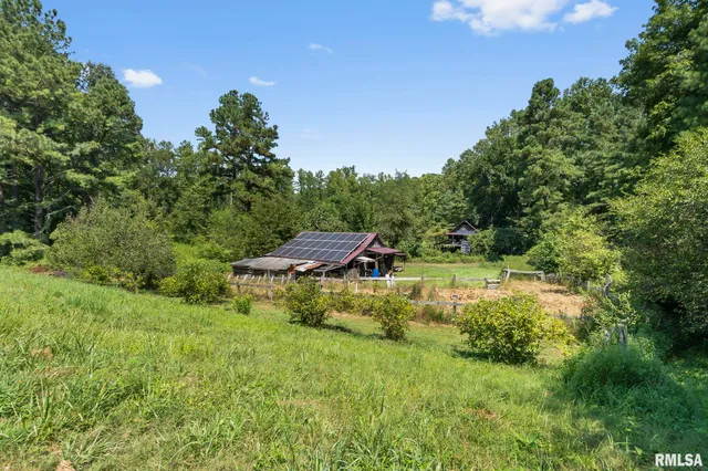 $450,000 | 20601 Maggie Lane, Olive Branch, IL 62969