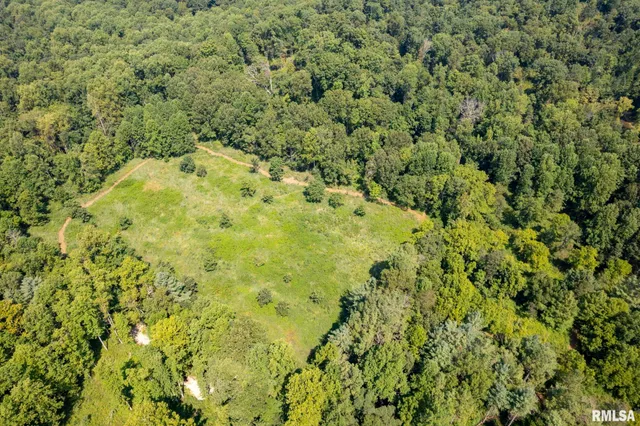 $450,000 | 20601 Maggie Lane, Olive Branch, IL 62969